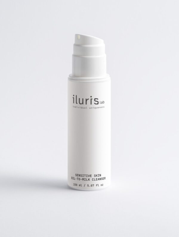 iluris LAB Sensitive Skin Oil-To-Milk Cleanser 150 ml