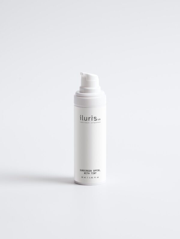 iluris Lab Sunscreen SPF30 with Tint